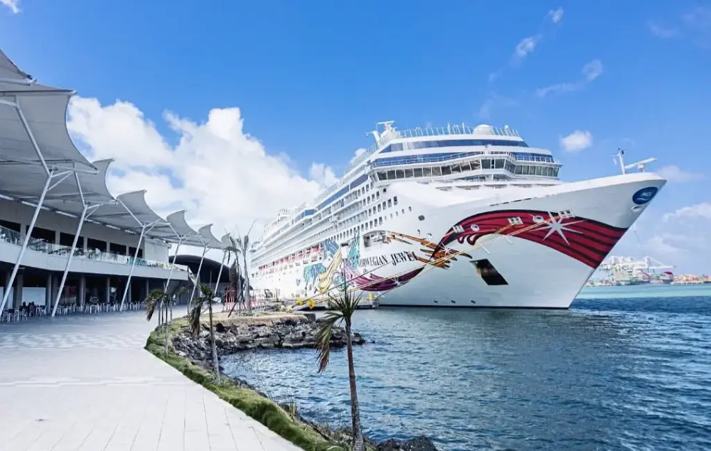 Puerto de Cruceros Colon